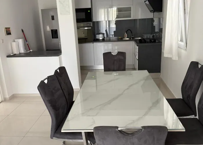 K&m Apartment