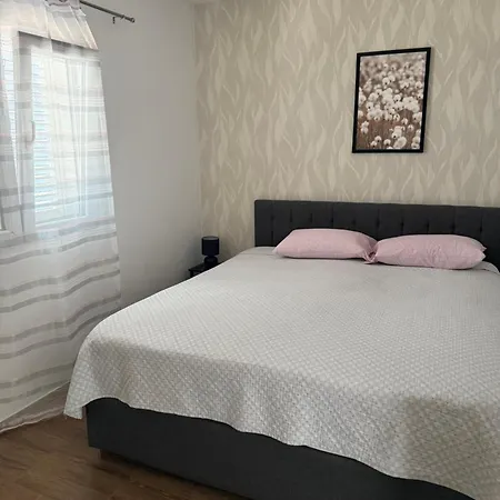 K&m Apartment *